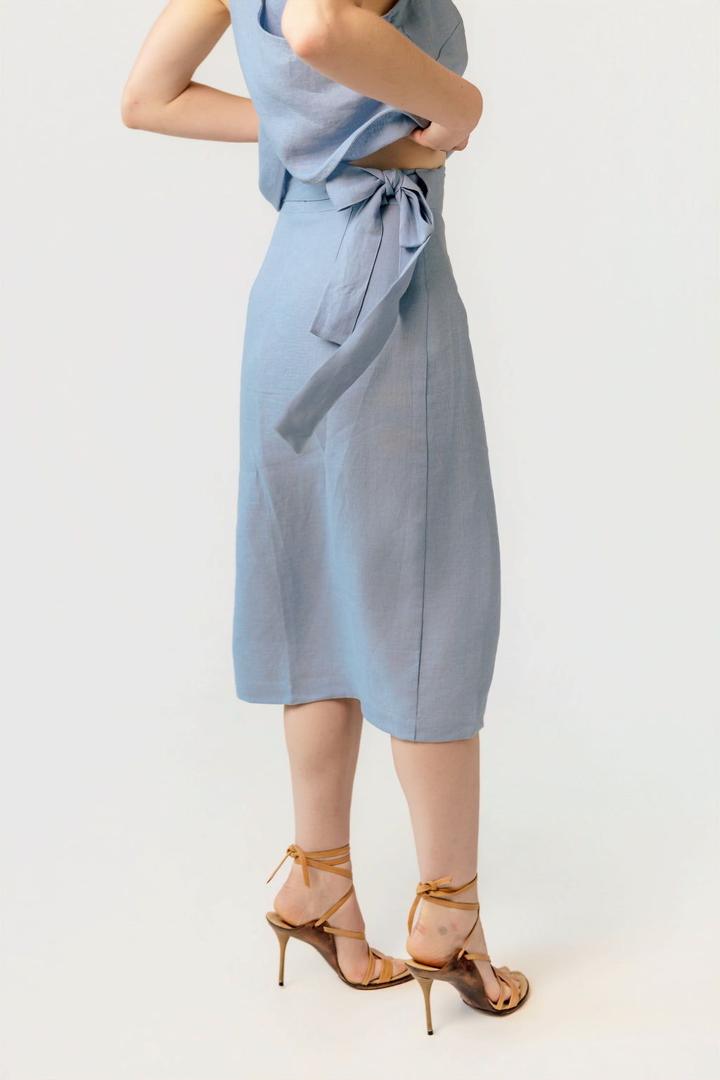 The Editor's Midi Wrap Linen Pencil Skirt - Trace a Horizon - Breeze Blue