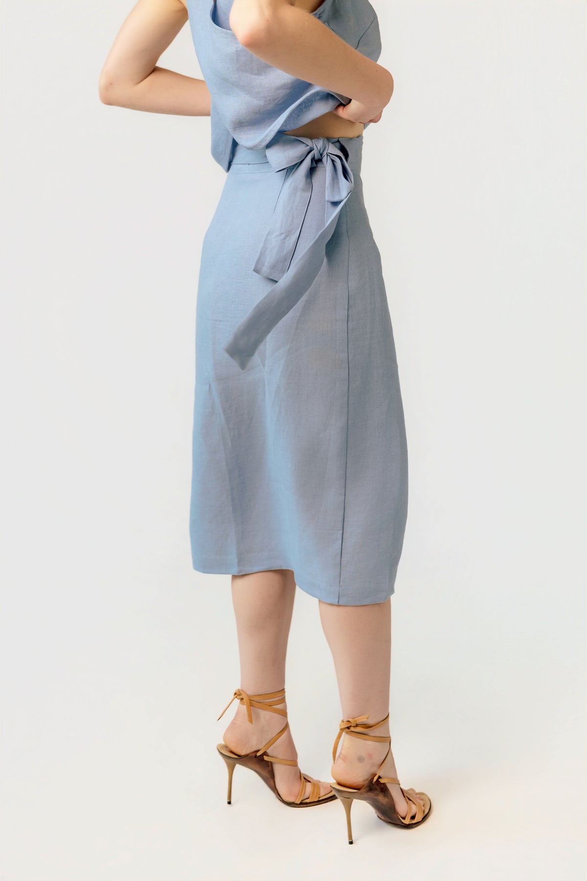 The Editor's Midi Wrap Linen Pencil Skirt - Trace a Horizon - Breeze Blue